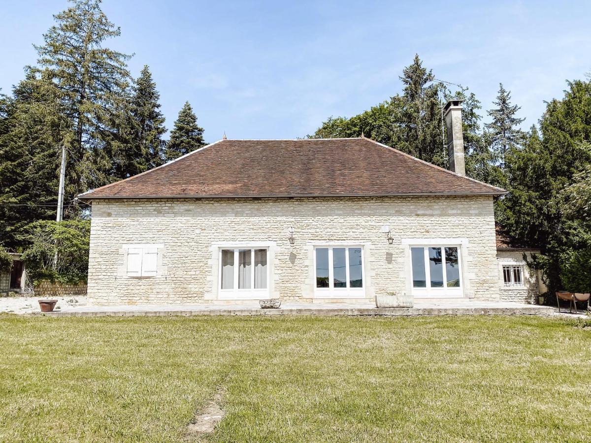 Le Val Suzenay Guest House Vendeuvre-sur-Barse Exterior foto
